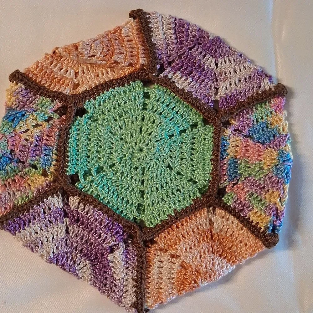 Purple Grape‎ Cluster Hand Crocheted Bottle Cap Hot Pad/ Coasters/potholder Set